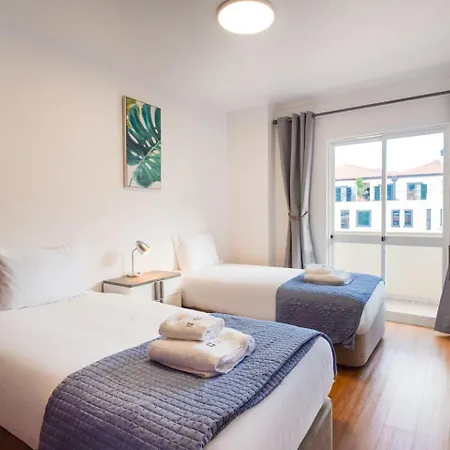 Guestready - With Balcony Lejlighed Machico (Madeira)