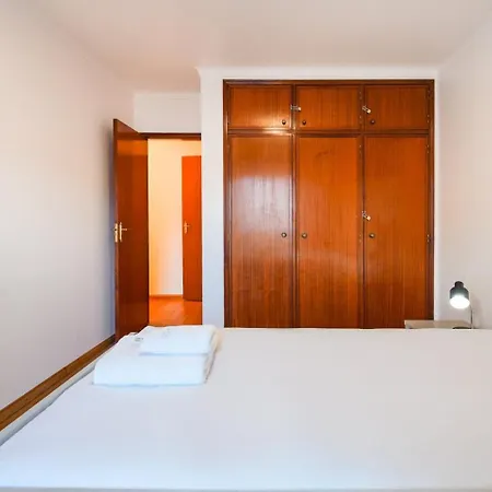 Guestready - With Balcony Lejlighed Machico (Madeira)