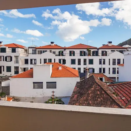Guestready - With Balcony *