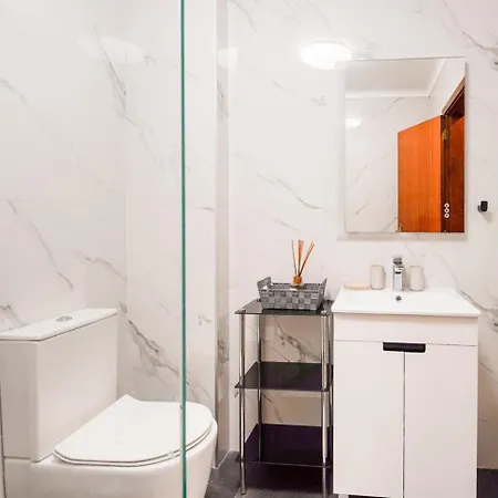 Guestready - With Balcony Appartement Machico (Madeira)