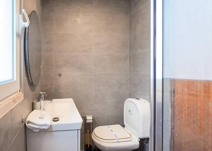 Guestready - With Balcony