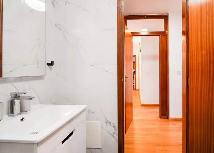 Guestready - With Balcony Appartement Machico (Madeira)