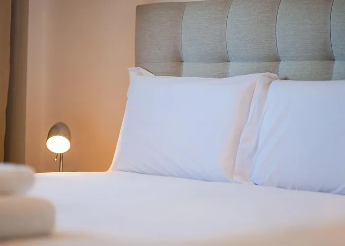 Guestready - With Balcony