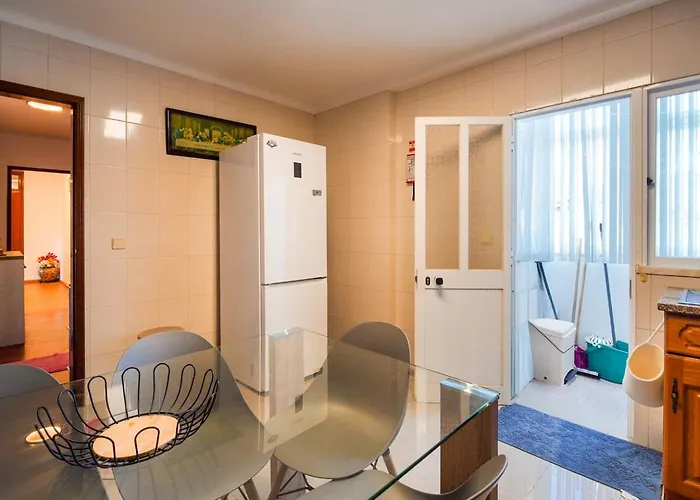 Lägenhet Guestready - With Balcony Machico (Madeira)